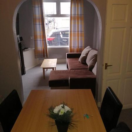 Westcott Road Home Ливърпул Екстериор снимка